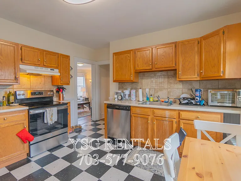 40 Easton St #3 — Photo 26