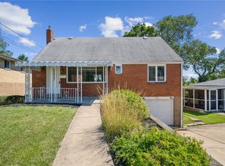 357 Collins Dr, Pittsburgh, PA 15235
