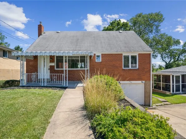 357 Collins Dr, Pittsburgh, PA 15235