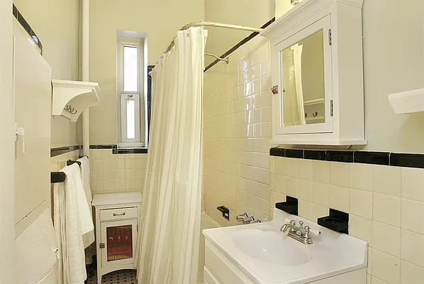 Sold by Corcoran | media 14