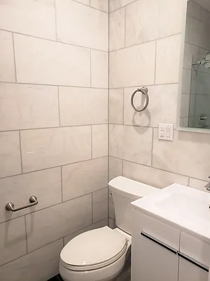 Rented by Oxford Property Group | media 33