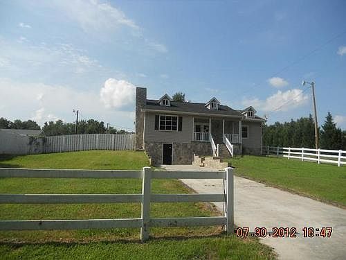 1st image of 333 Meadowlane Cir