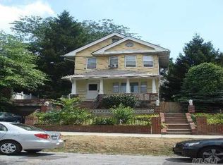 3347 154th St, Flushing, NY 11354