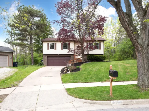 2105 Foss Ct, Ann Arbor, MI 48103