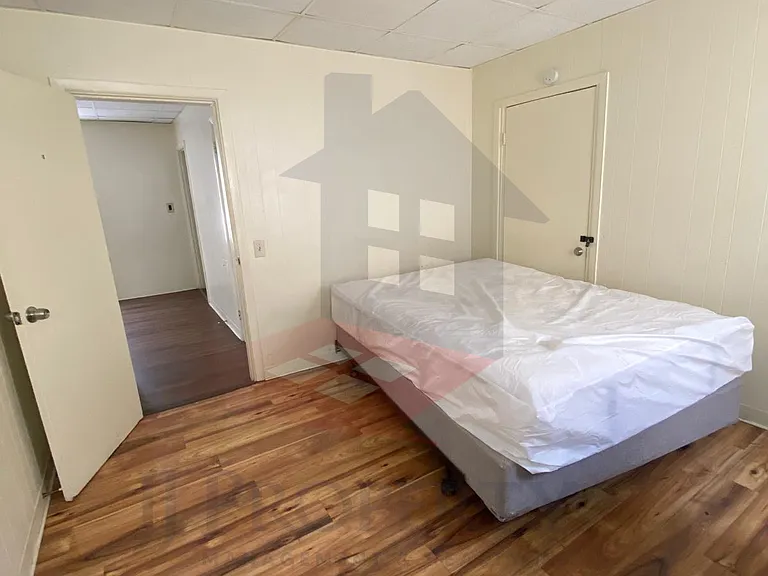 139 Early St — Photo 3