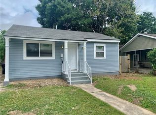 16 Vivian Ct, New Orleans, LA 70131