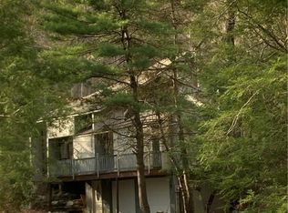 217 Bell Hollow Rd, Putnam Valley, NY 10579