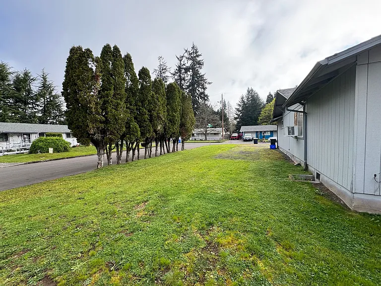 3940 Burlwood St — Photo 20