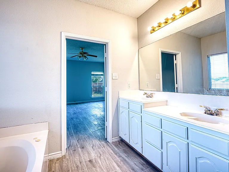 1532 Tanglewood Dr — Photo 37