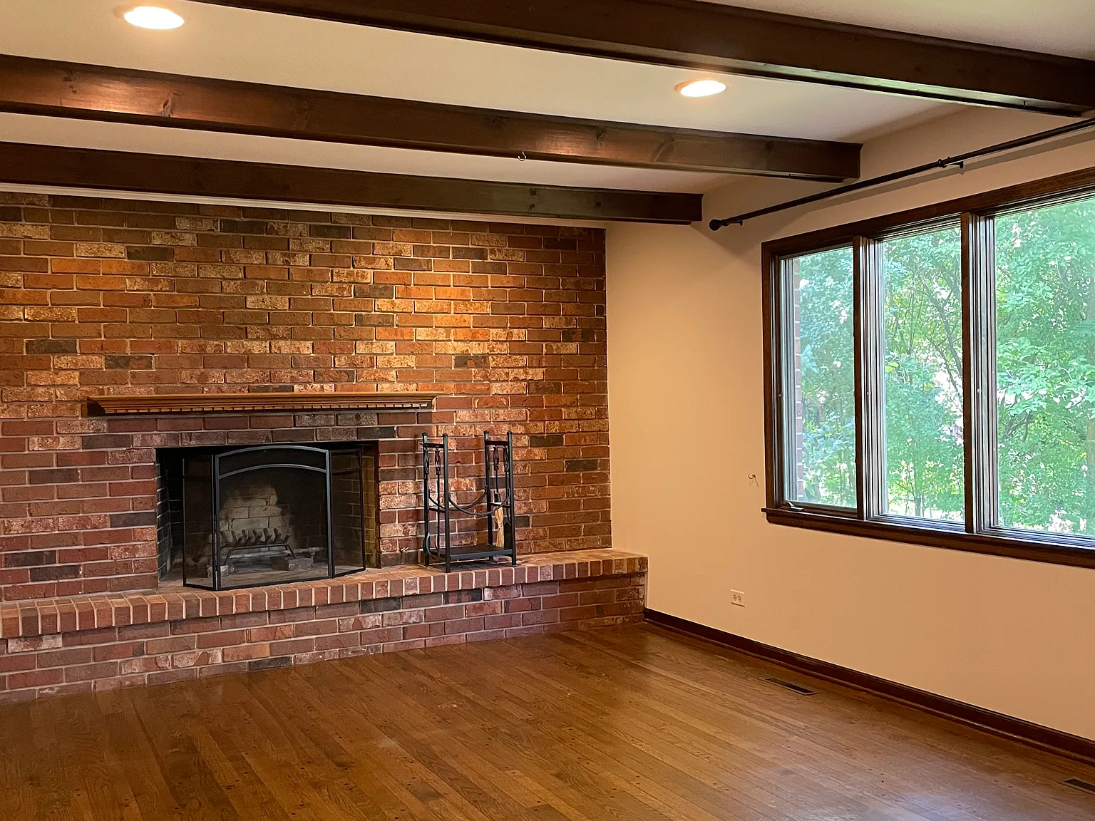 1 Hampton Drive — Photo 4