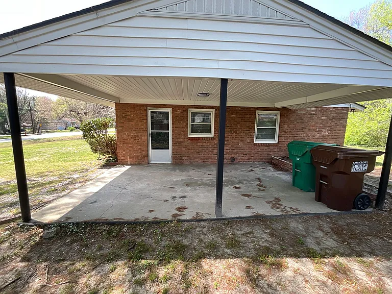 1533 Beaucrest Avenue — Photo 9