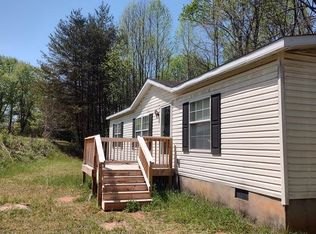 205 Jay Ln, Franklin, NC 28734