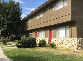 3922 Christmas Tree Ln, Bakersfield, CA