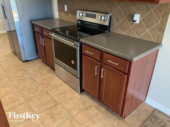 5th image of 2614 Walden Woods Dr