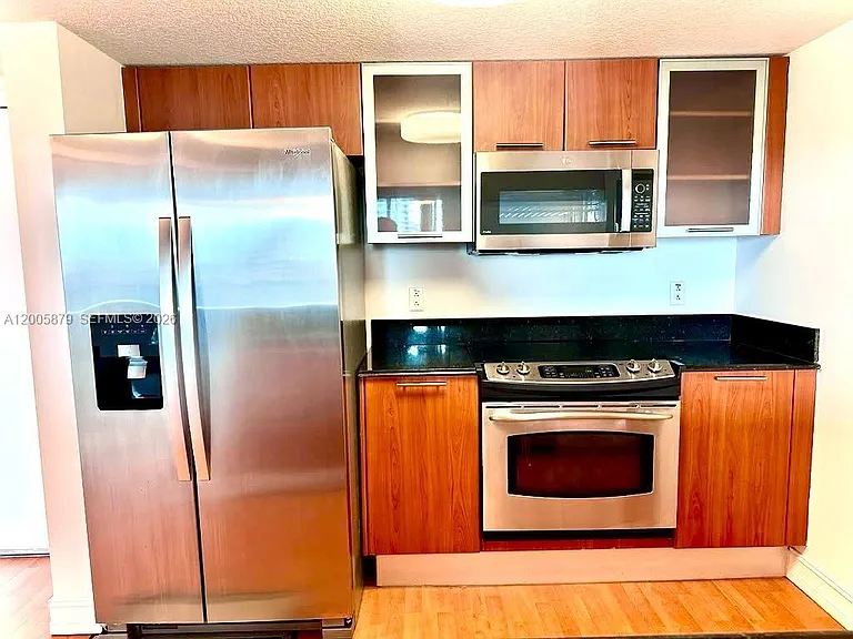 1800 N Bayshore Dr #1506 — Photo 6