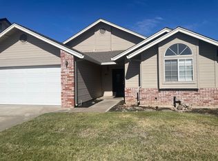 881 E Hawkeye Ave, Turlock, CA 95380