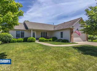 2252 Boulder Dr, Normal, IL 61761