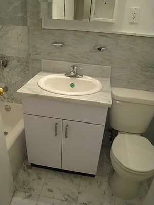 Rented by City Connections Realty | media 8