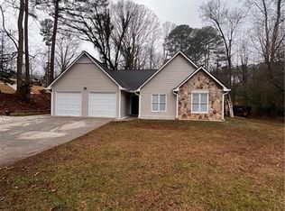 592 Allana Ct, Stone Mountain, GA 30087