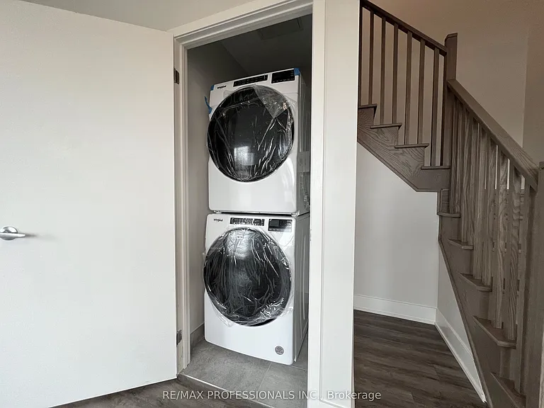 62 Dixfield Dr #140 — Photo 13