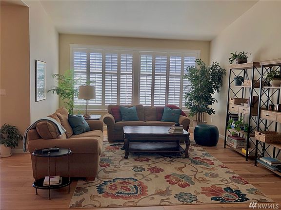 5th image of 5227 James Pl SE