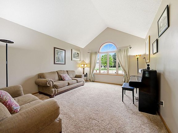 4th image of 4269 Joppa Cir
