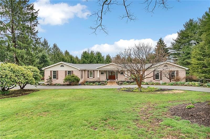 931 Country Club Dr, Greensburg, PA 15601 Zillow