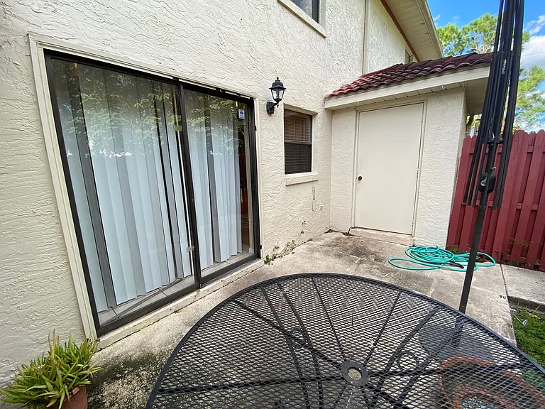 1605 Shady Ridge Ct — Photo 16
