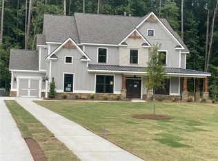 1122 Low Water Xing, Acworth, GA 30101