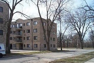 1st image of 7335 Oakwood Ave APT 2C