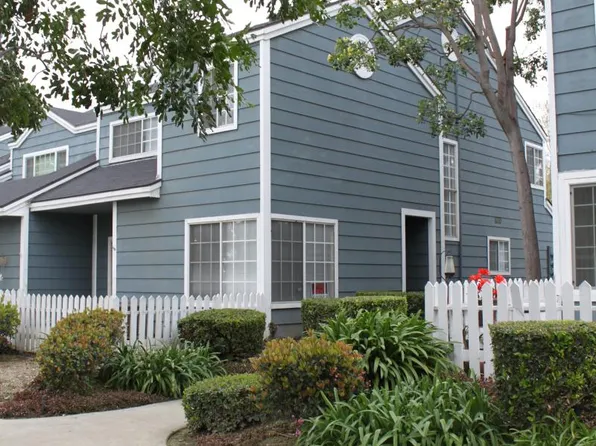 2231 S Fern Ave APT E, Ontario, CA 91762
