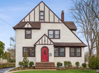 60 Maltbie Ave, Ridgewood, NJ 07450