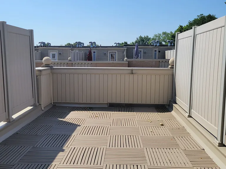 50 Hargrave Ln #4 — Photo 12