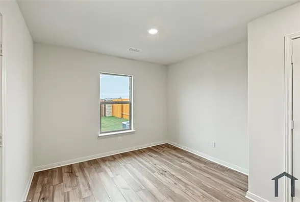 3 bed, 1681 sqft, $2,350 — Photo 4