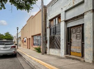 107 S Main St, Del Rio, TX 78840