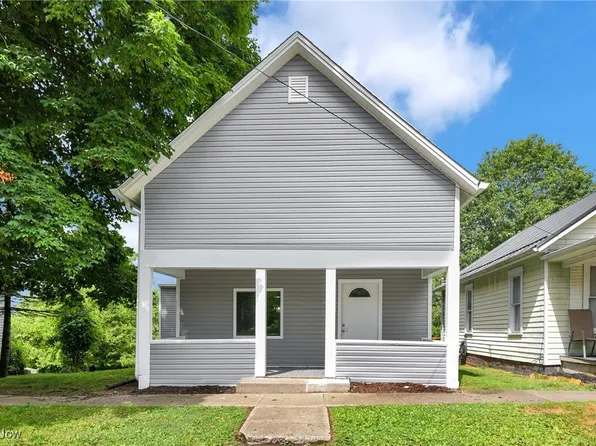 121 Mill St E, Senecaville, OH 43780