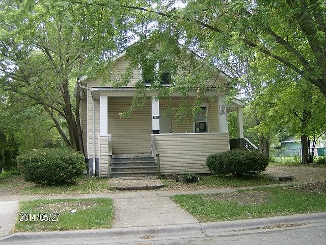 1st image of 112 S Hobbs Ave