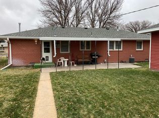 1810 Cedarberry Rd, North Platte, NE 69101