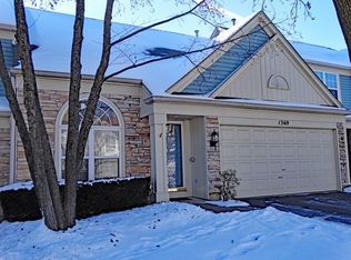 1369 Diamond Dr, Hoffman Estates, IL 60192