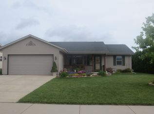 470 Washington Ave, Kewaskum, WI 53040