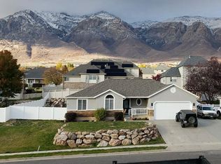 814 E 3300 N, North Ogden, UT 84414