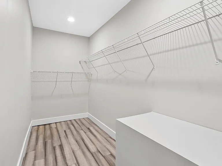 1409 Bridges Ave SW — Photo 10