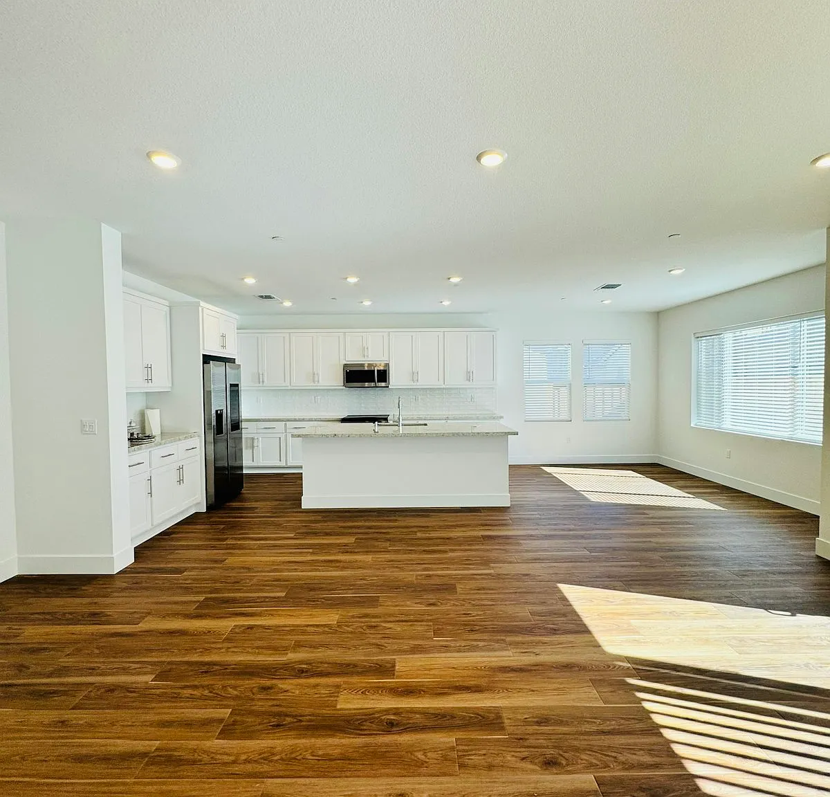 416 North Mendocino Way — Photo 4
