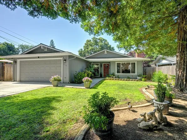 5112 Kovanda Ave, Carmichael, CA 95608