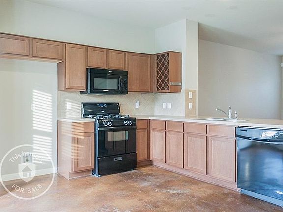 2nd image of 4506 Senda Ln