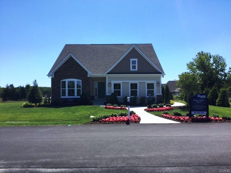1st image of 33004 Red Fox Ct