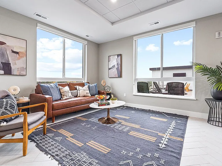 The Phoenix at Troy Crossing Apartments — Photo 13