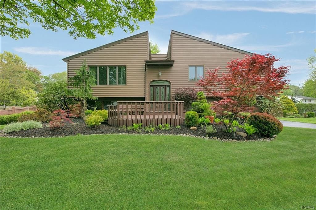 6 Kings Ct, Valley Cottage, NY 10989 Zillow