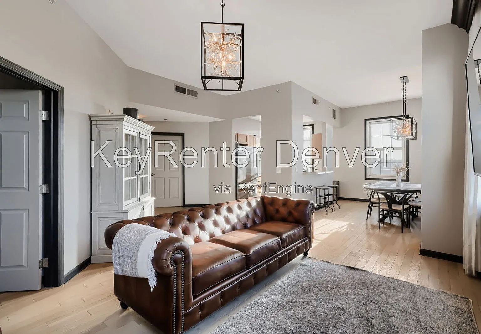 475 W 12th Ave — Photo 3