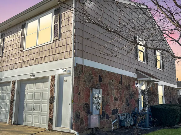 320 Russet Way, Vernon Hills, IL 60061